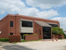 harry chris bathroom