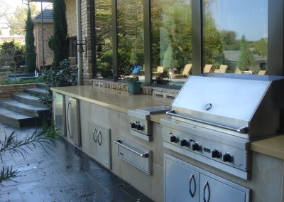 Outdoor kitchen